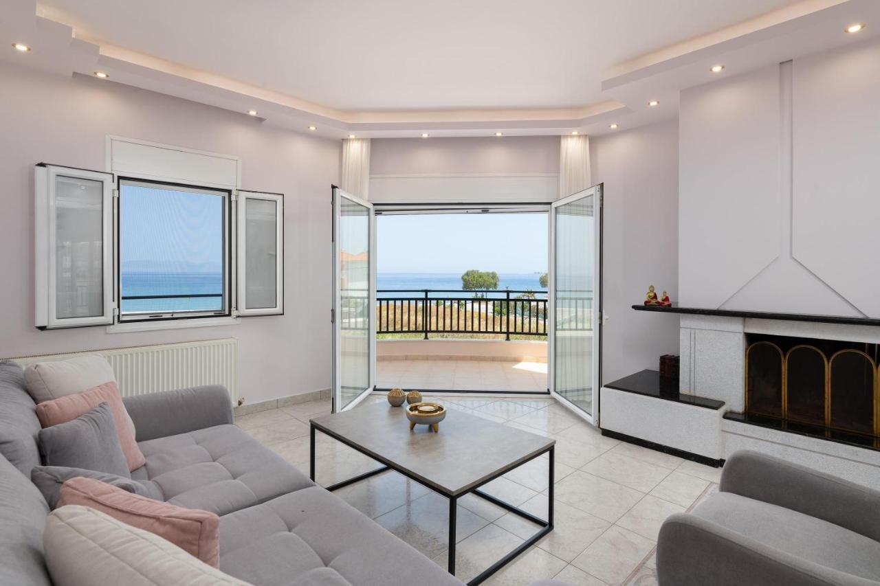 White&blue Luxury Apartment *